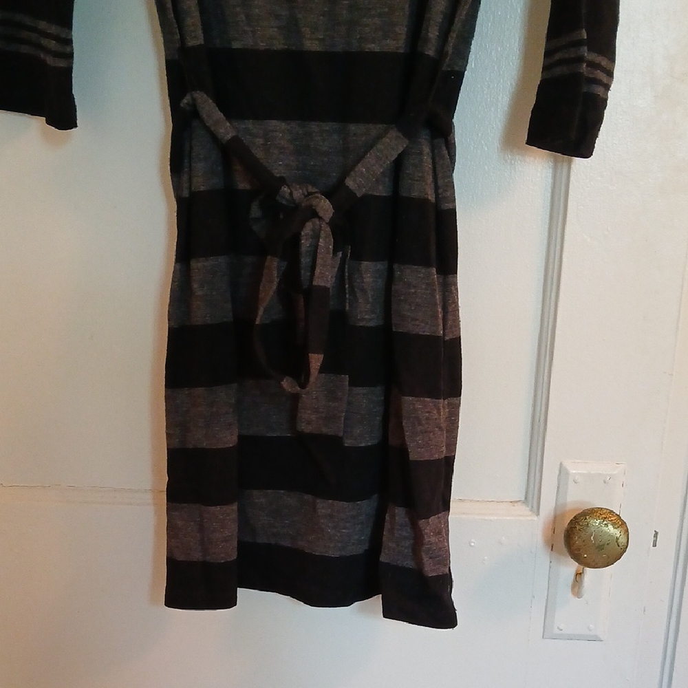 LOFT Black and Gray Tunic with Bateau Neckline - Picture 2 of 10